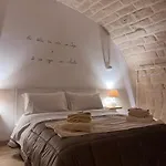 Epoca House Trani