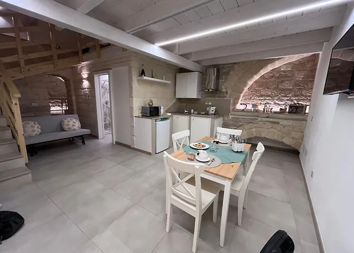 Epoca House בית נופש טרני